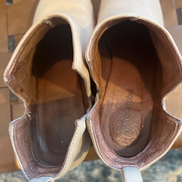 Jeffrey Campbell Anthropologie Taggart Leather Bootie 8 - Picture 6 of 12